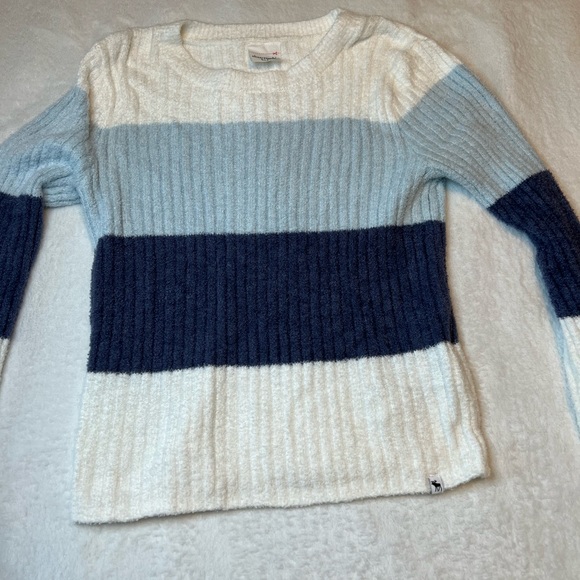 Abercrombie Kids Buttery Soft Striped Sweaters 9/10 - Picture 5 of 10